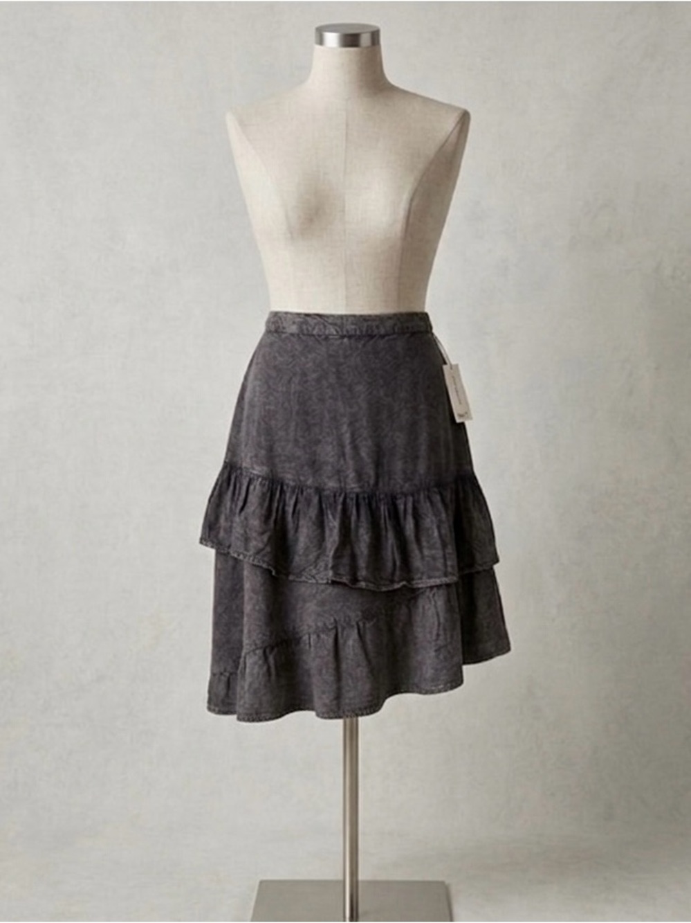 Studio West NWT Tiered Ruffle Denim Midi Skirt Sz L Acid Wash Black Boho Grunge